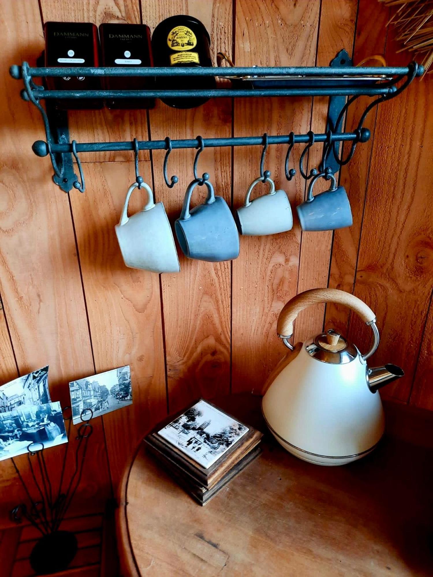 Bed and Breakfast Pierres Et Jardins Senlis  Exterior foto